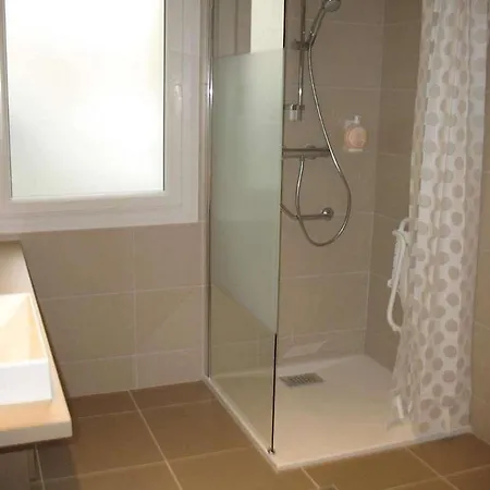 De Hotell 2*