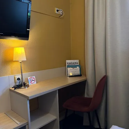 De Otel 2*