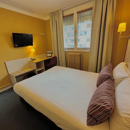 Hotel De 2*
